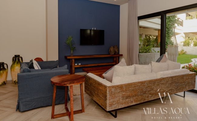 3 Bedroom Luxury Suite With Private Roof Top Bar & Pool (2)